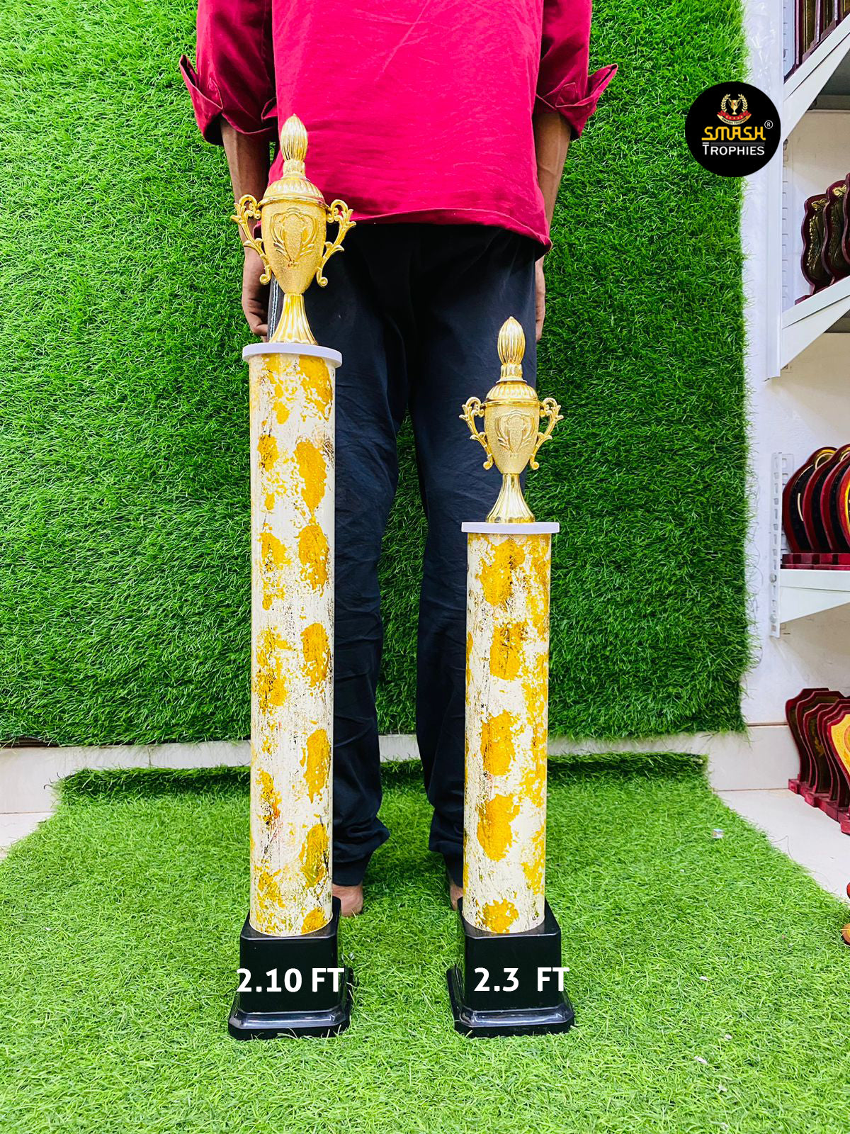 Low price plastic trophies 33-800
