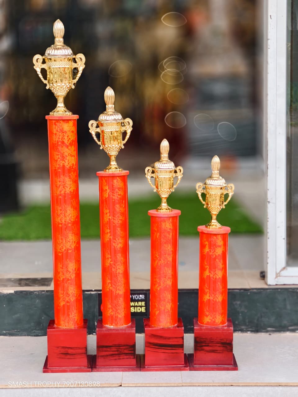 Plastic trophies329 LMS