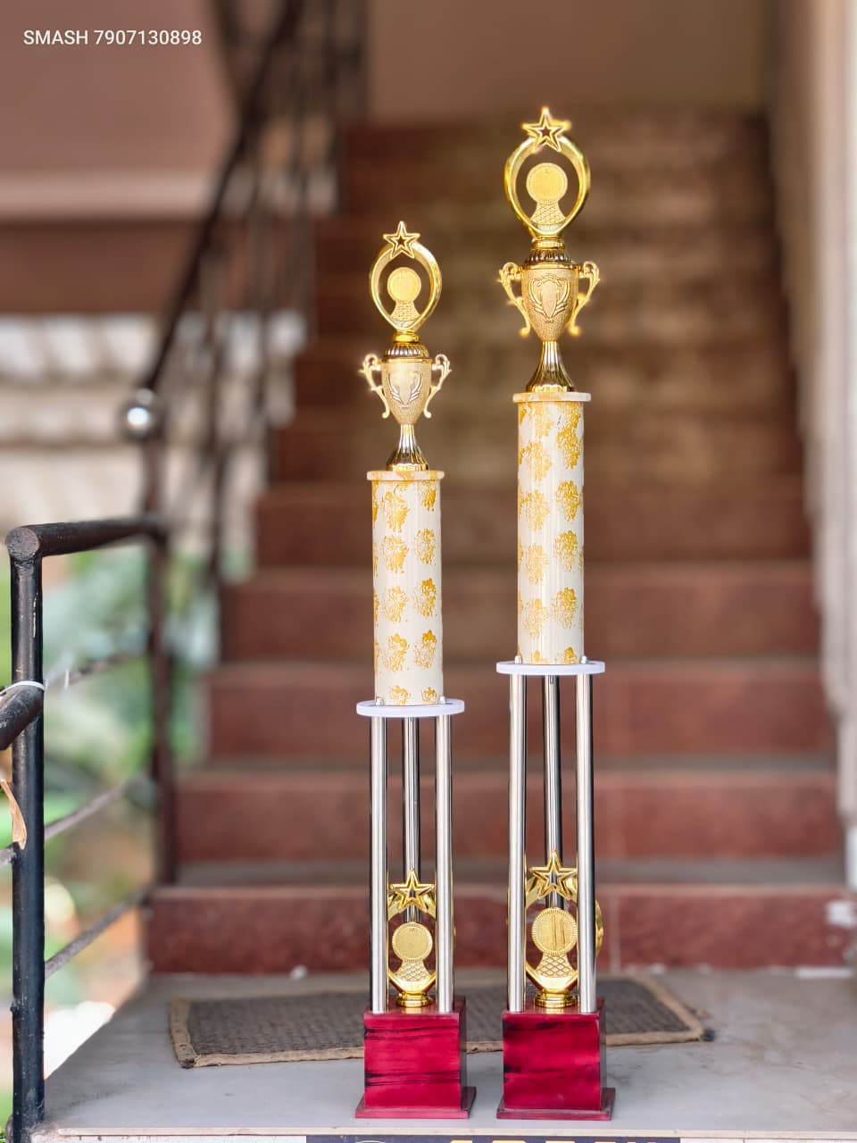 Trophies 33-1800-85