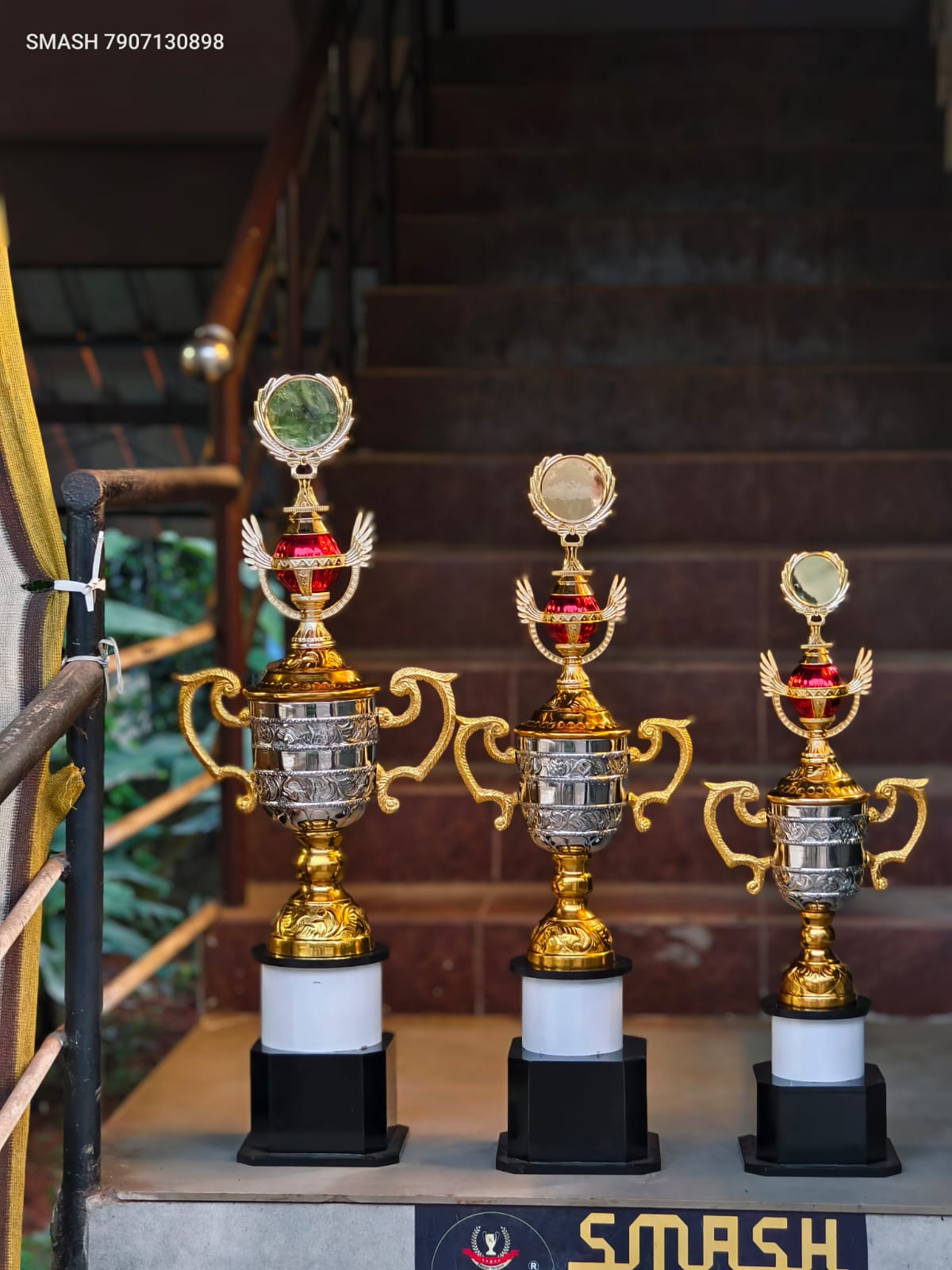 METAL GOLD &SILVER TROPHY MS28602 LMS 4700