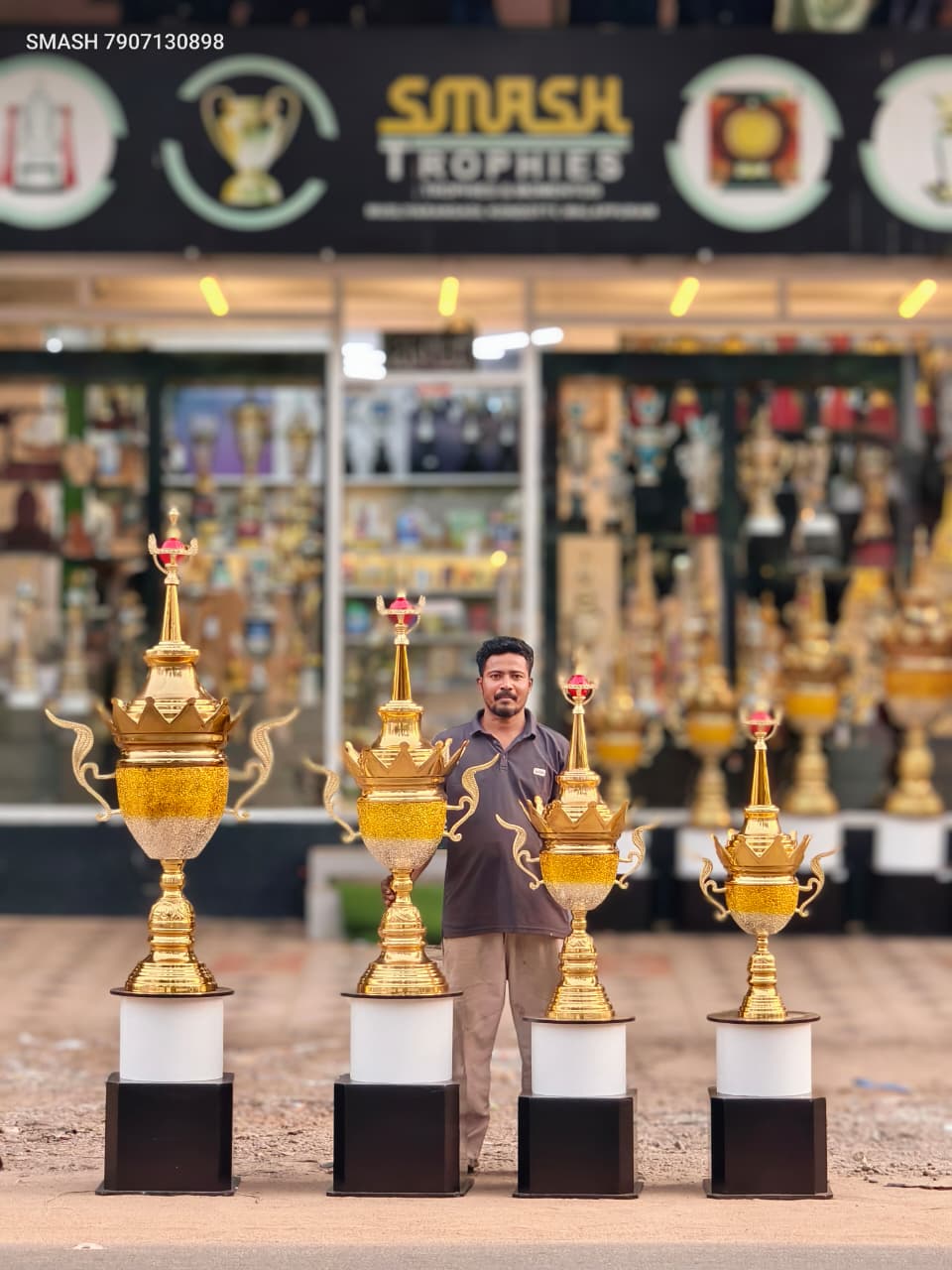 BIG TROPHY 4 SET β SPECIAL RATES FERR -