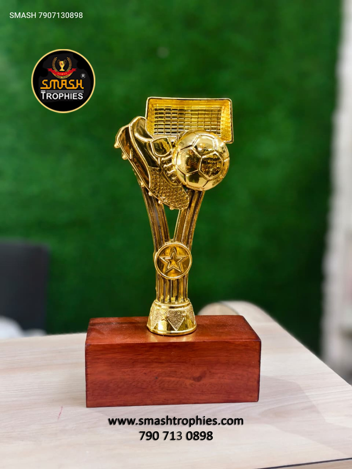 FOOTBALL INDIVIDUAL TROPHY F06-450