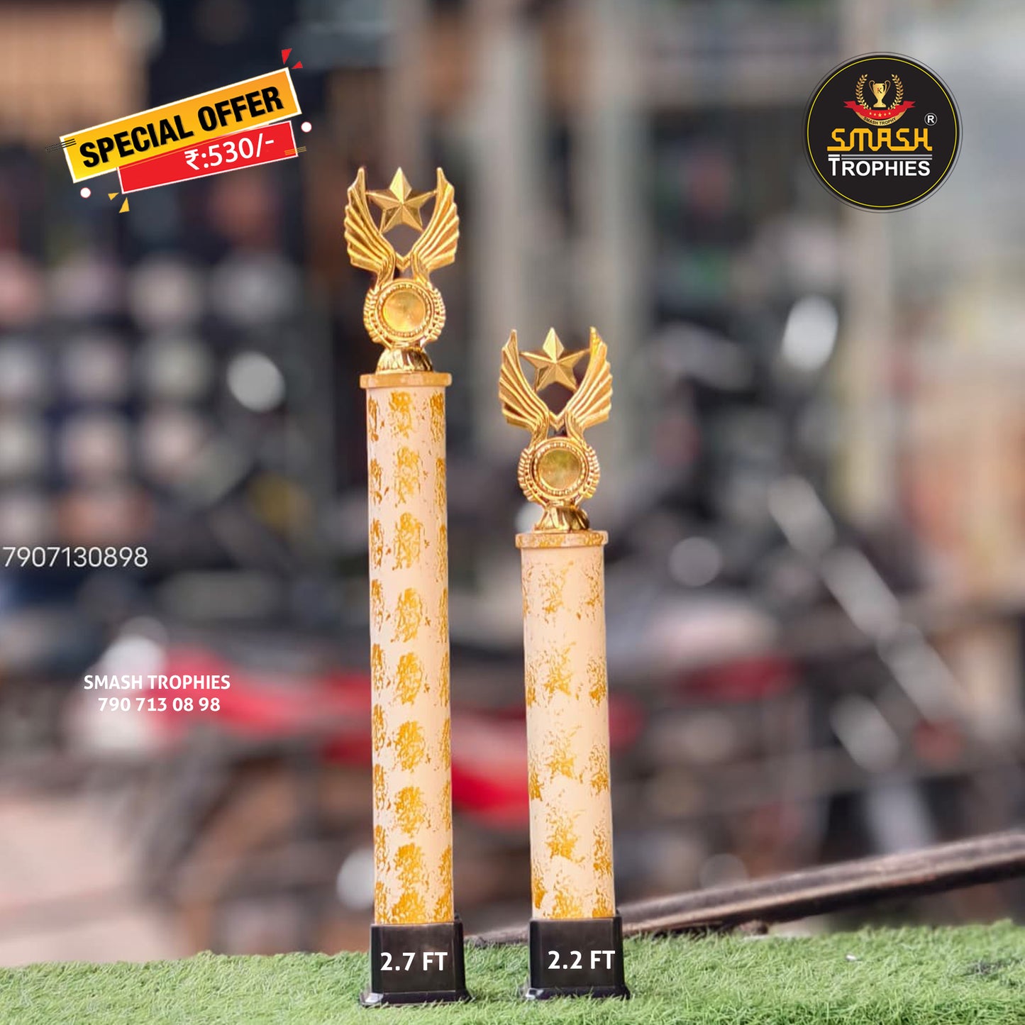 97-530 Plastic trophies wite