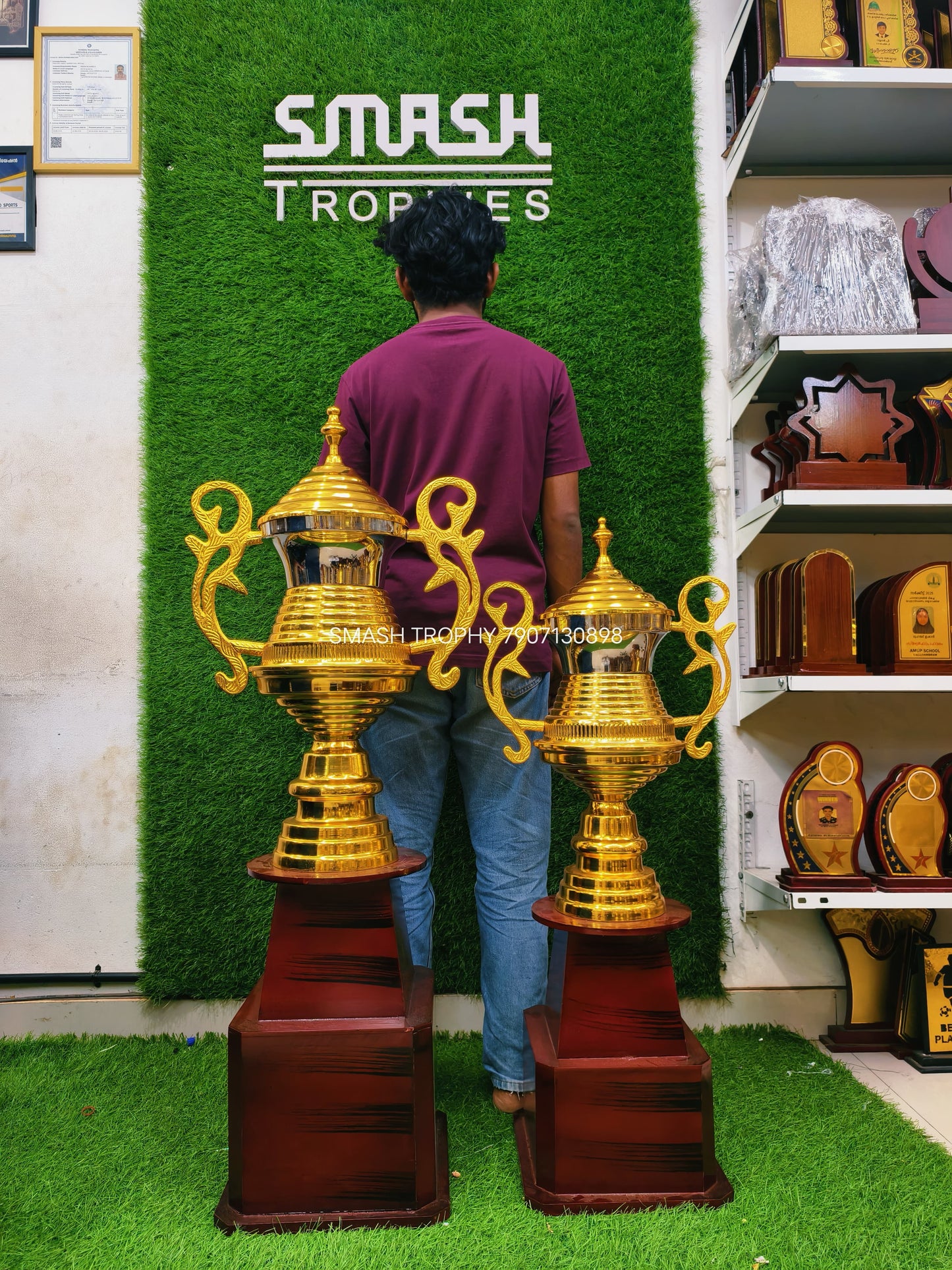 BIG Metal trophies 349 LM