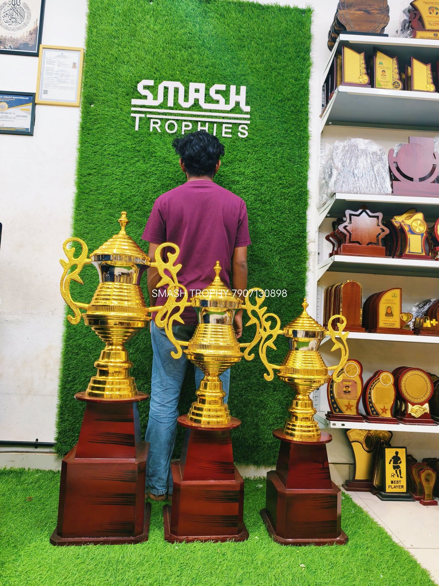 Metal  trophies 349 LMS 13500