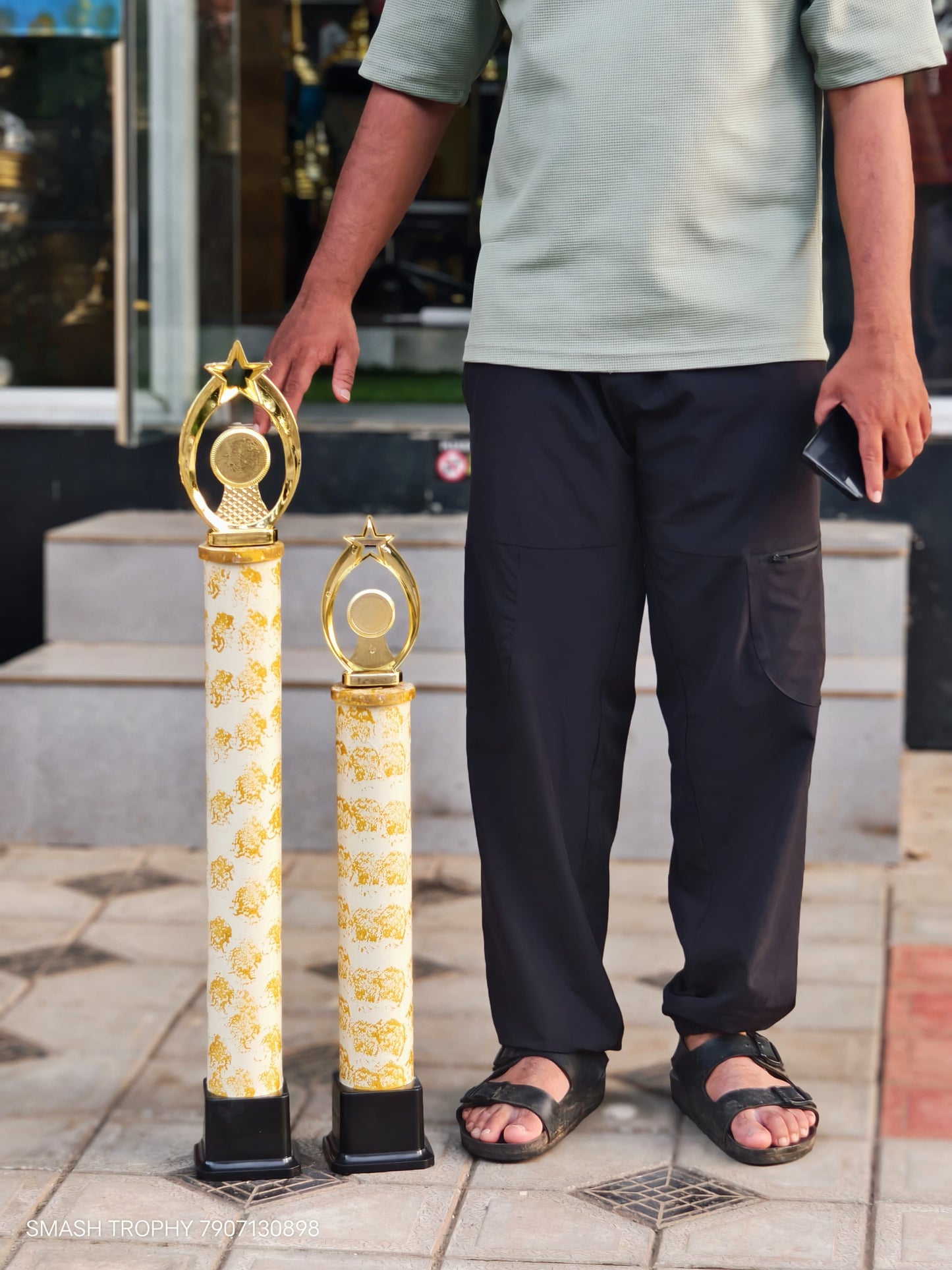 Plastic Trophy FF06-650 WITHE