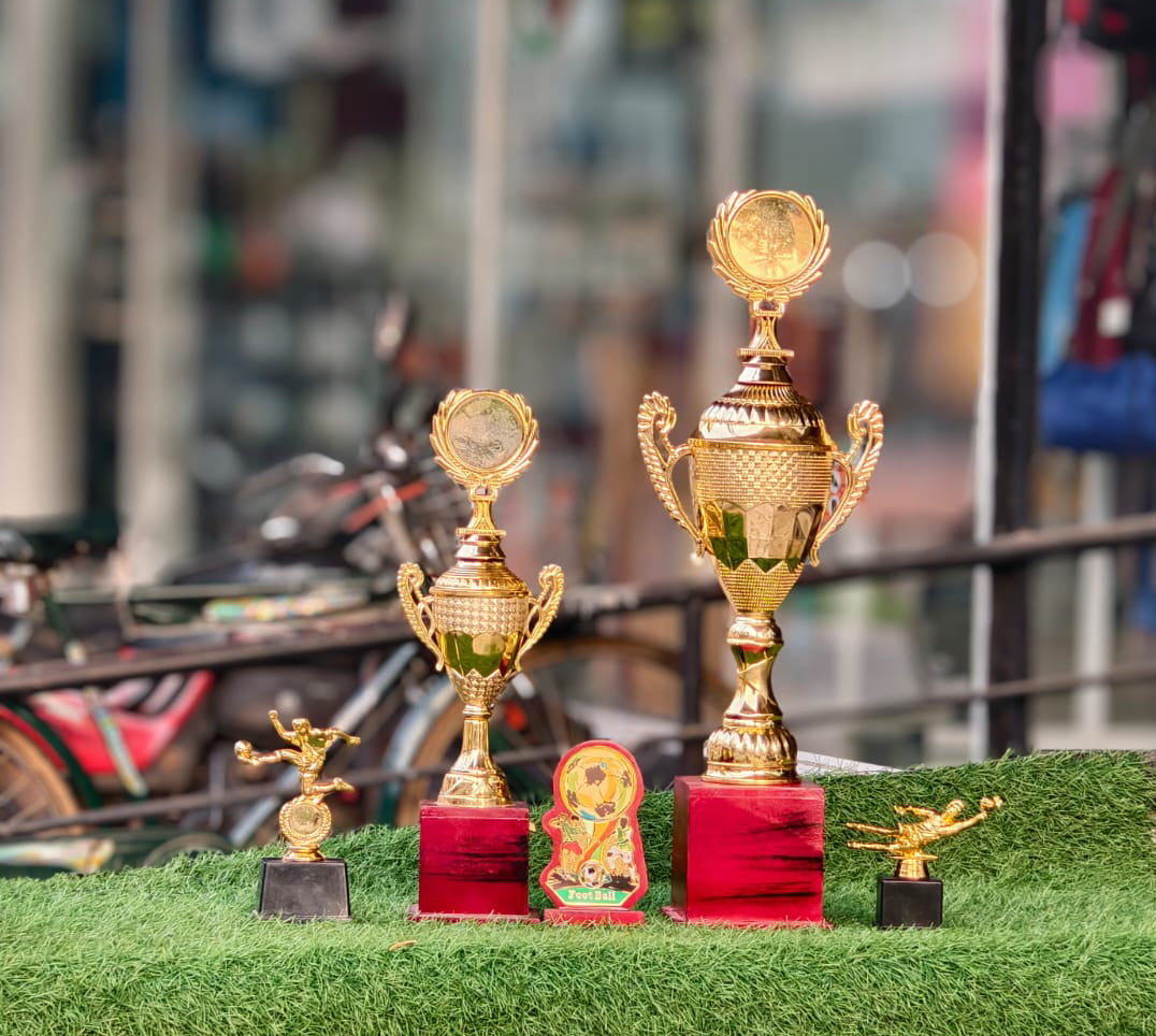 Plastic trophy MS750-602 COB FB
