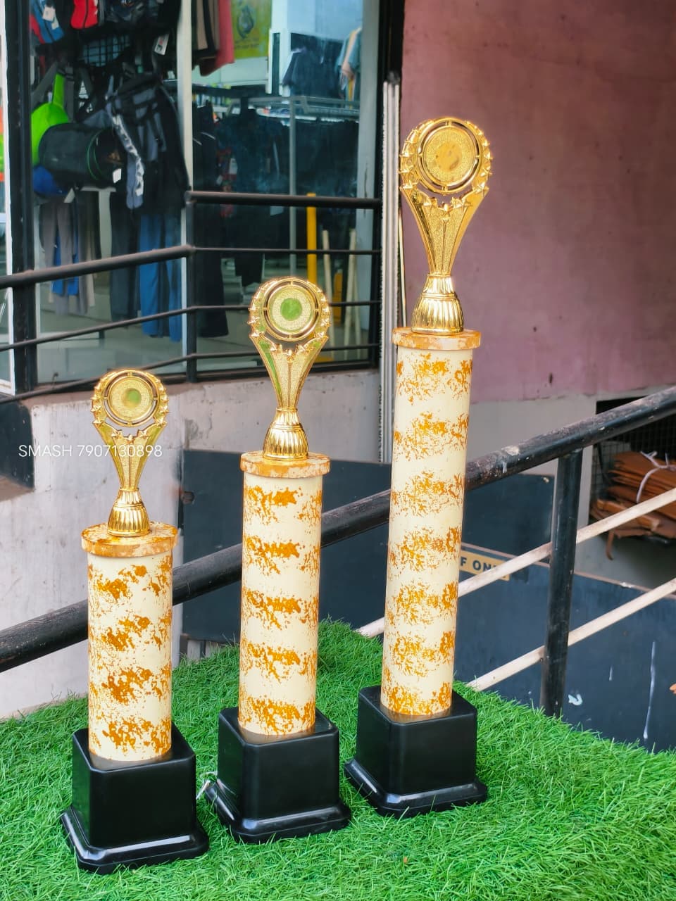 Plastic trophies 116 123