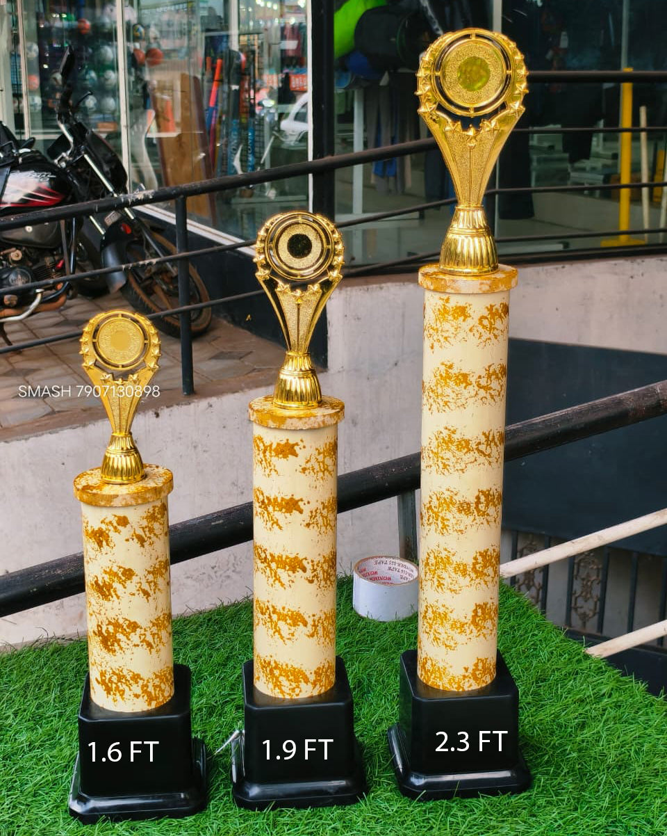 Plastic trophies 116 123