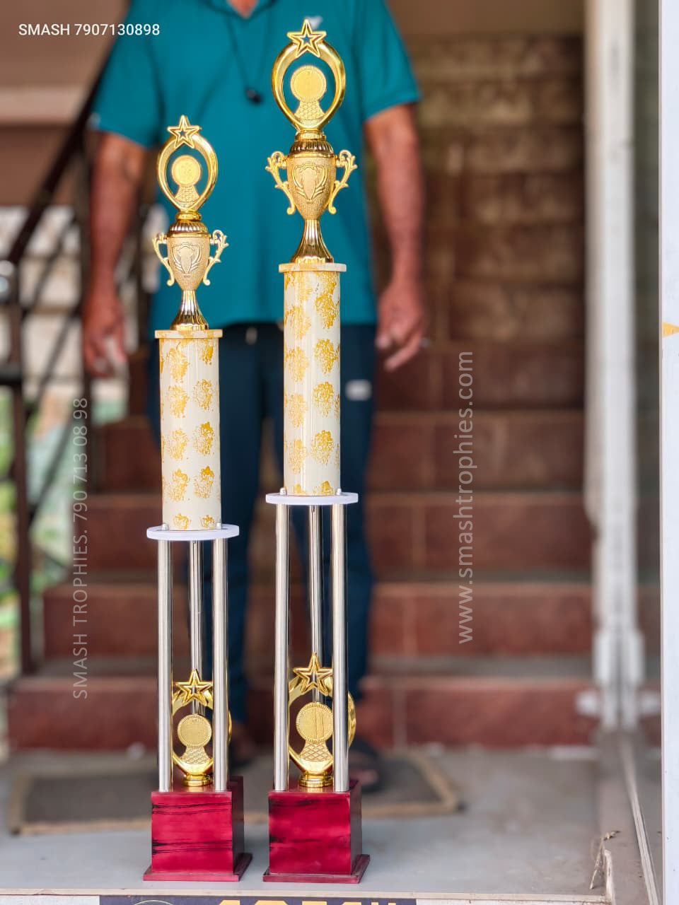 Trophies 33-1800-85
