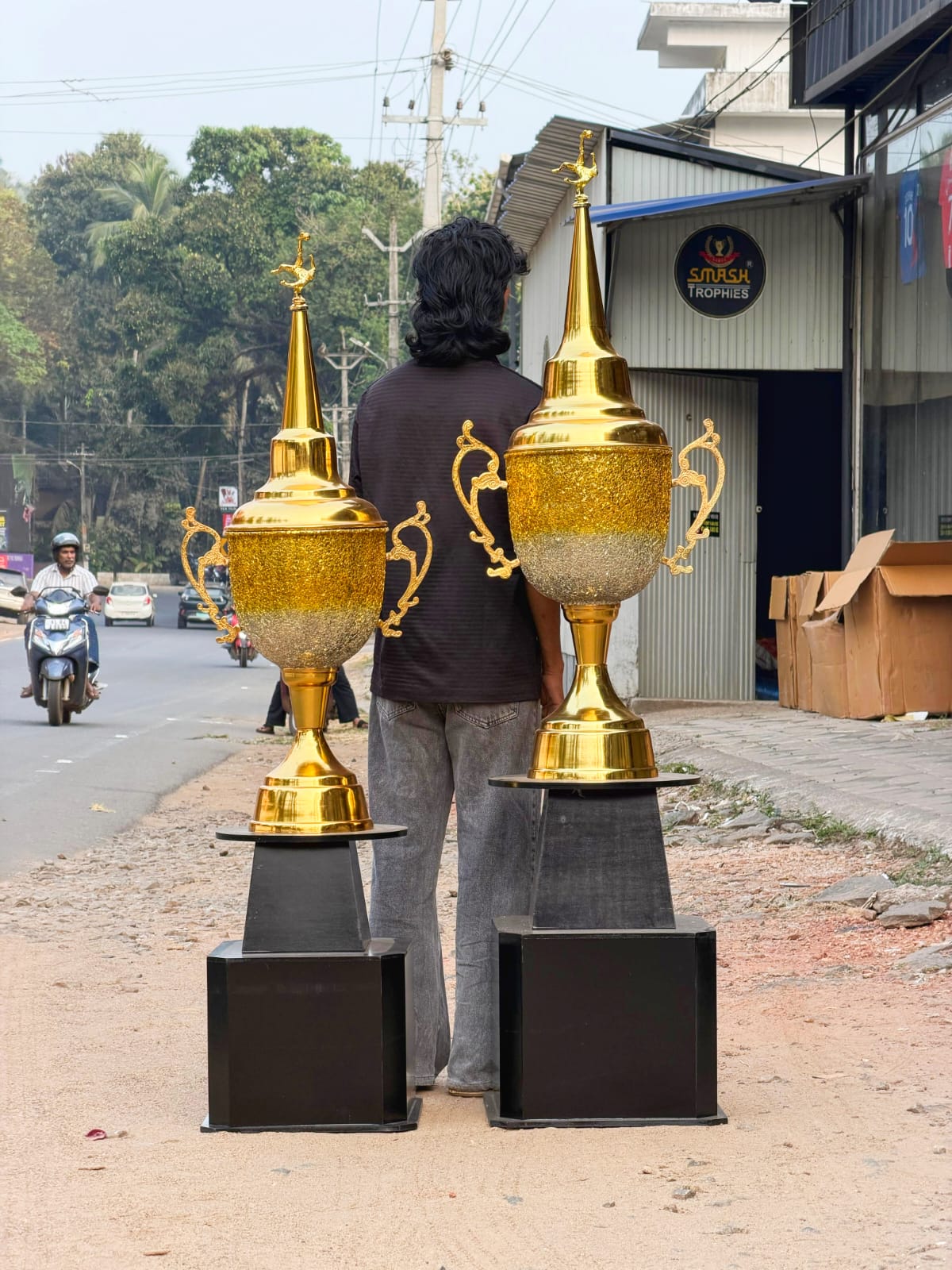 MODI  DIMOND 9900 LM