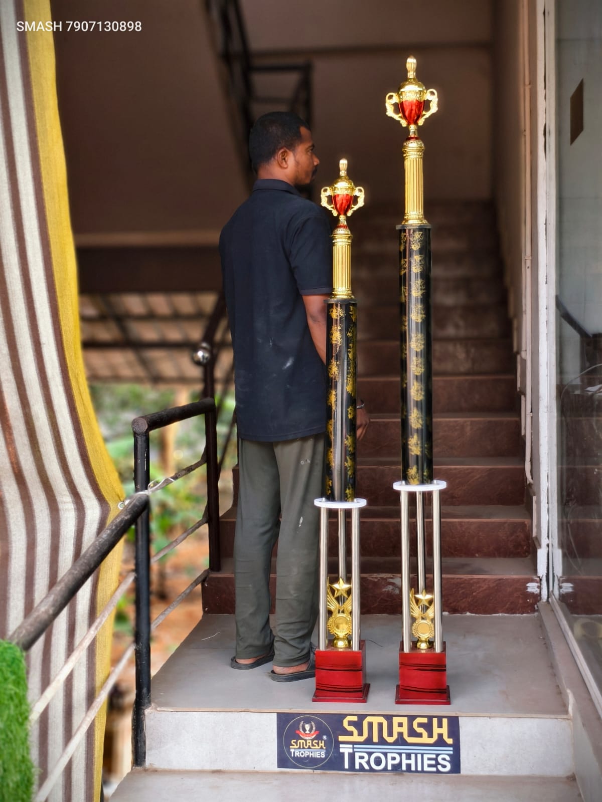 RED TROPHY 103-2400 B