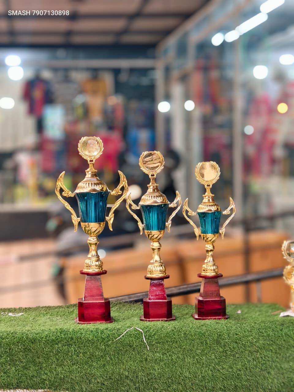 Plastic 2 Combo Trophy  422-4000-