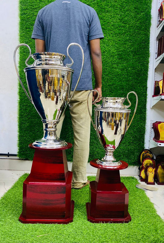 Steel  USL trophy CH 3.7 /2.7 ft